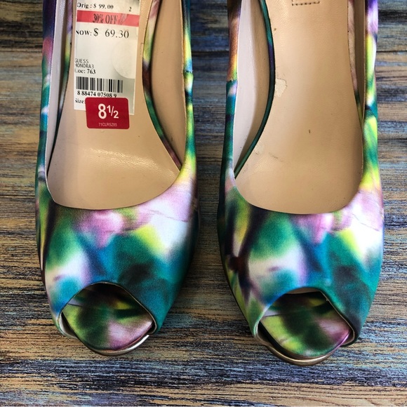 Guess Honora3 Womens Stilettos Peep Toes Multicolor Textile Uppers Size 8.5 - Picture 4 of 13